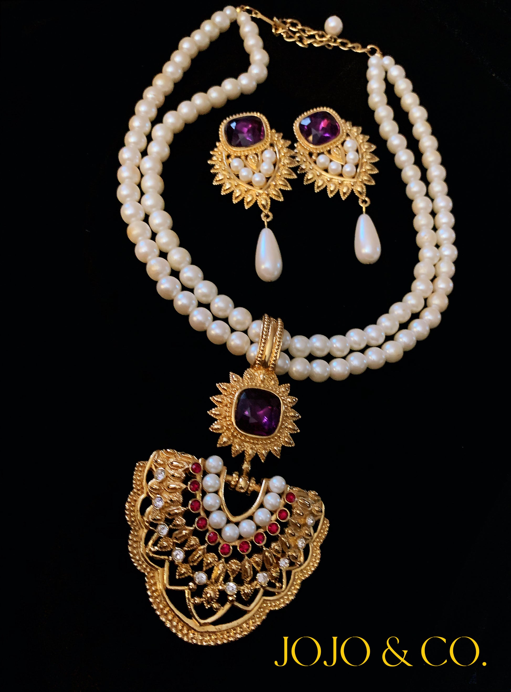 Elizabeth Taylor for AVON Necklace with Earrings (1990s)